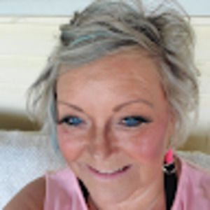 Meet your Posher, Brenda